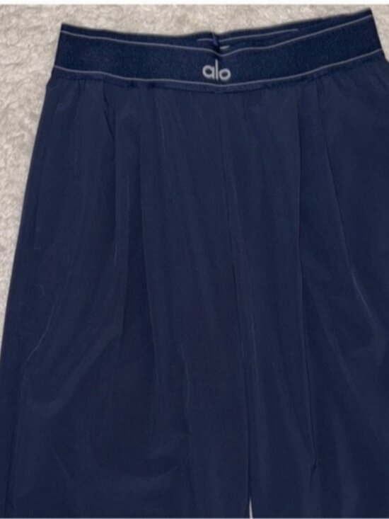 ALO Yoga Navy Wide-Leg Lounge Pants - Picture 2 of 4